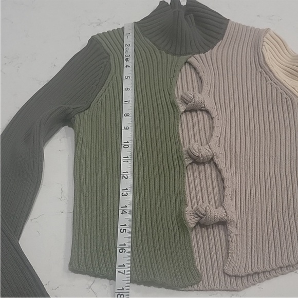 Danielle Guizio ribbed knotted colorblock sweater. Size small. - Picture 6 of 7